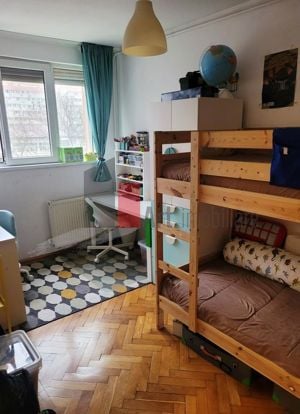 Apartament de vanzare 3 camere zona Costin Georgian-Liceul Nichita Stanescu - imagine 5