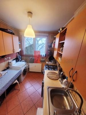 Apartament de vanzare 3 camere zona Costin Georgian-Liceul Nichita Stanescu - imagine 8