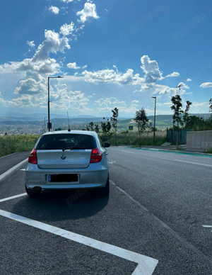 BMW seria 1 anul 2011 - imagine 6