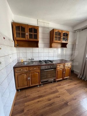 Apartament spațios de 3 camere în Răcădău - imagine 3