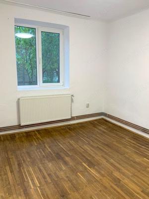 De vânzare; Apartament 2 camere, 45mp,  parter, centrala proprie - imagine 4