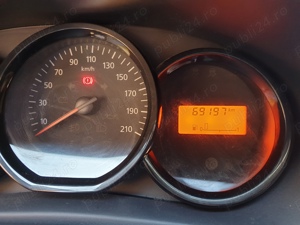 Vând Dacia Sandero 2018 - imagine 3