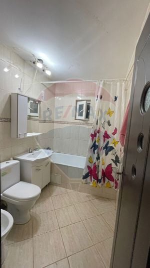 Apartament cu 3 camere de închiriat în zona Valea Rosie - imagine 4