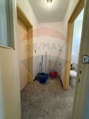 Apartament de vanzare 3 CAMERE în zona Spital Constanta - imagine 16