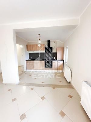 Apartament cu 4 camere in zona Dambovita cu pod amenajat, decomandat - imagine 3