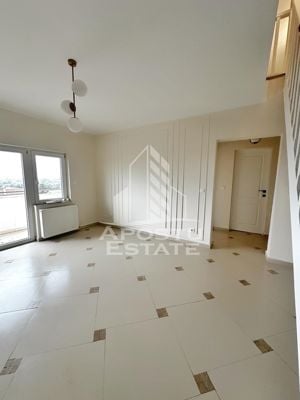 Apartament cu 4 camere in zona Dambovita cu pod amenajat, decomandat - imagine 2