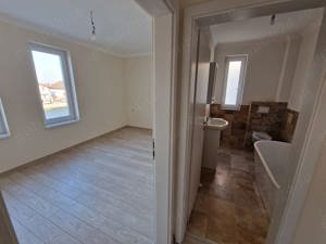 apartamente giroc 2 camere , str sperantei 11 - imagine 8