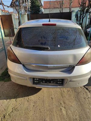 piese opel astra H motor 1,3 diesel an 2007 - imagine 7