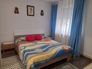 Apartament 3 camere in zona Micro 7( la intersectie cu str. Pinilor) - imagine 11