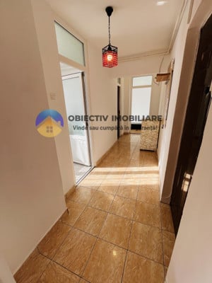 Apartament  2 camere, zona PETRODAVA - imagine 4