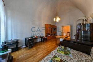 Casa in cladire istorica in centrul orasului Gherla - imagine 17