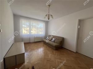 Apartament cu 2 camere si balcon etaj intermediar zona Milea Politie - imagine 2