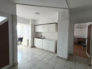 Apartamentul cu 3 camere Decebal - imagine 4