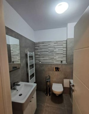 Apartament 2 camere de inchiriat TRACTORUL. - imagine 5