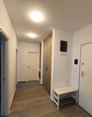 Apartament 2 camere de inchiriat TRACTORUL.