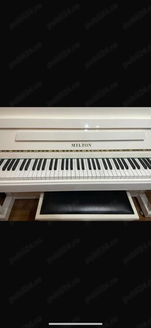 Vând pianina Milton! - imagine 3