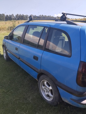 Vând urgent Opel Zafira.