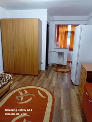 260Euro! Garsoniera Galata, et 1, renovata - imagine 3