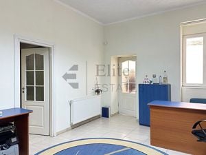 Spatiu comercial de vanzare ultracentral in Oradea