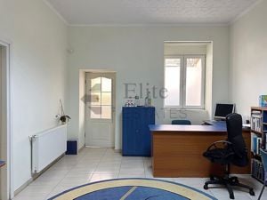 Spatiu comercial de vanzare ultracentral in Oradea - imagine 4