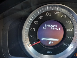 Vând Volvo xc60 2,4  - imagine 7