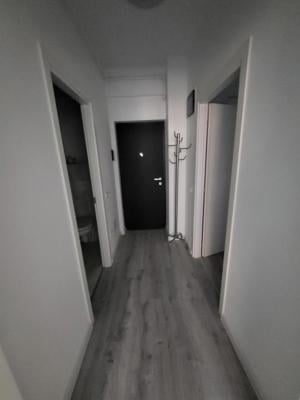 300Euro! Apartament cu 1 camera modern, prima inchiriere, cartier Visoianu - imagine 3