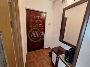 Apartament 2 camere semidecomandat, zona Narcisa - imagine 6