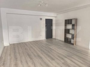 Apartament de vanzare, cu 2 camere, 56 mp, zona-Lombului  - imagine 3