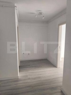 Apartament de vanzare, cu 2 camere, 56 mp, zona-Lombului  - imagine 5