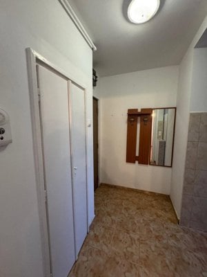 Apartament 2 camere, semidecomandat, zona Dioda - imagine 8