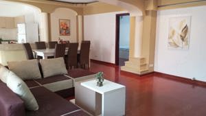 Apartament cochet, spatios, Soseaua Pipera nr. 131 - imagine 6 Apartament cochet, spatios, Soseaua Pipera nr. 131 - imagine 6