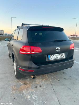 Vând Volkswagen Touareg 3.0 TDI V6 model facelift 2016   SUV de Lux, Impecabil! - imagine 2