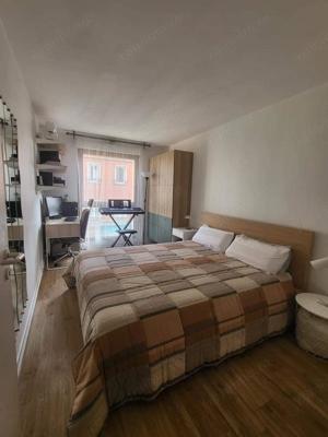 Inchiriez apartament in stare foarte buna Doresc persoana serioasa  - imagine 8