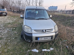 Vând  Peugeot Partener an 2008, probleme garnitura de chiulasa 