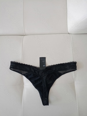 Vând lenjerie intima,dama,produs de lux,mărimea L,de la H&M. 