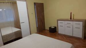 Apartament de inchiriat Plopilor 54, 2 camere decomandat, mobilat, utilat - imagine 3