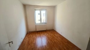 Apartament 3 camere S cele - imagine 9