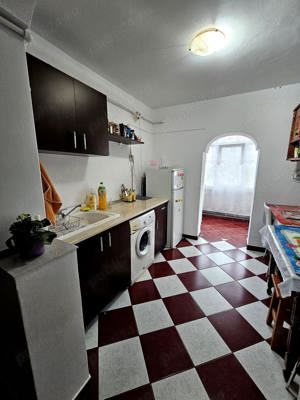 Închiriez apartament  - imagine 5