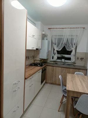 Persoana fizica inchiriez apartament 2 camere in Selimbar, cartier Avangarden  - imagine 3