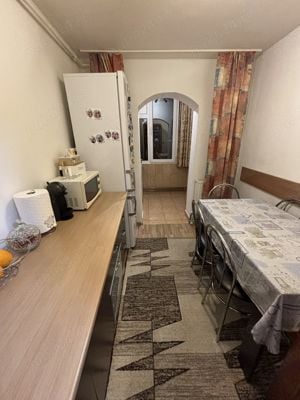 Apartament cu 2 camere decomandat, etaj 1, Lipovei