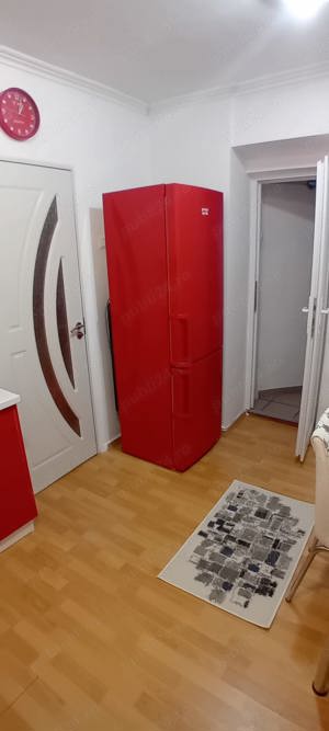 Vand apartament 2 camere Louis Pasteur (zona Spital.Judetean) - imagine 3