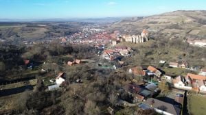 Teren intravilan 3.269 mp în Slimnic–panorama superbă, 15 km de Sibiu - imagine 15