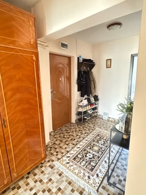 Vând apartament cu 3 camere in cartier MB-uri - imagine 7