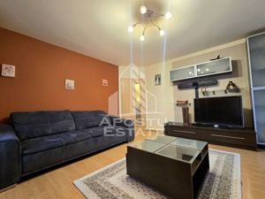 Apartament cu 3 camere si 2 bai, boxa si loc de parcare, Aradului - imagine 2