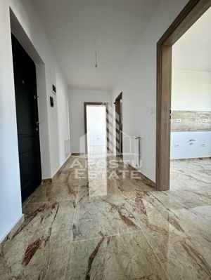 Apartament cu 2 camere, bucatarie inchisa, etaj intermediar, Braytim. - imagine 1