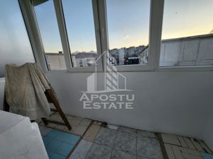 Apartament cu 3 camere, centrala proprie, zona Dacia - imagine 9