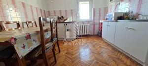 Apartament cu 3 camere, 2 bai, 2 balcoane, centrala proprie,langa Vox - imagine 3