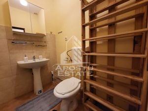 Apartament cu 4 camere, centrala proprie, zona Bucovina - imagine 12