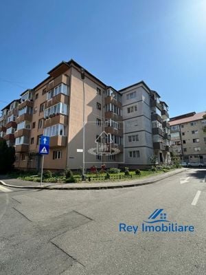 Apartament decomandat de vânzare zona Bâlea 2 camere 2 balcoane - imagine 3