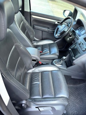 Volkswagen Touran 2.0 TDI DSG Comfortline - imagine 7